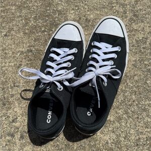 Converse All Star Chuck Taylor’s Unisex Madison Canvas Sneaker Women’s 9 Men’s 7